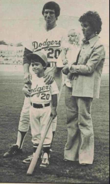 Don Sutton, Patti Sutton, and their children
